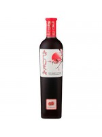 Винный напиток "Акура красная со вкусом сливы" 0,75 л